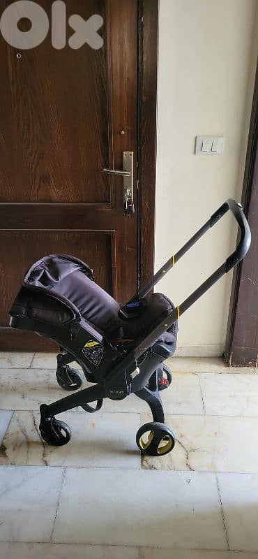 Mamacare 2 in 1 car seat converts to stroller