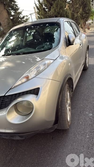 Nissan juke 2013 2 wheel