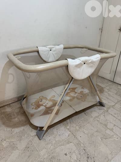 Baby Crib Cam brand with mattress and mattress protector