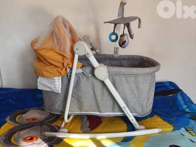 baby crib/ rocker
