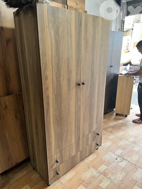 خزانة درفتين حجم كبير جديدة من المعمل بافضل الاسعار 0