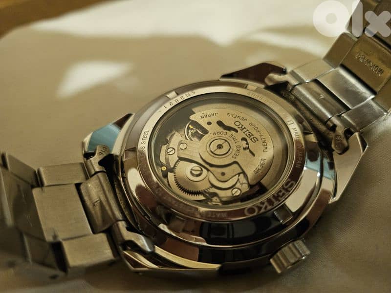 Seiko watch 16