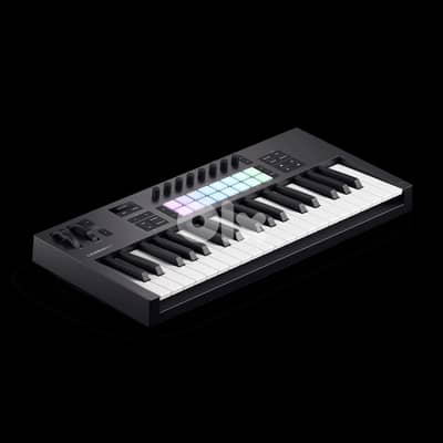 Novation Launchkey 37 MK4