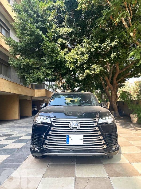 Lexus LX-Series 2025 0