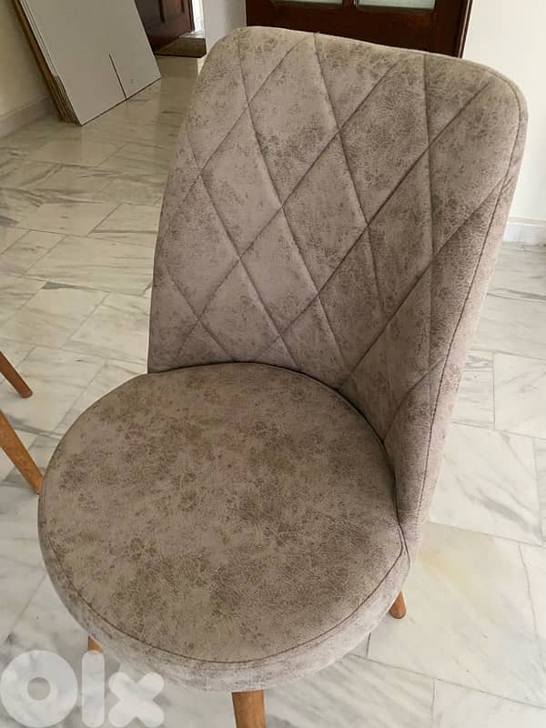 dining table with 6 chairs 1