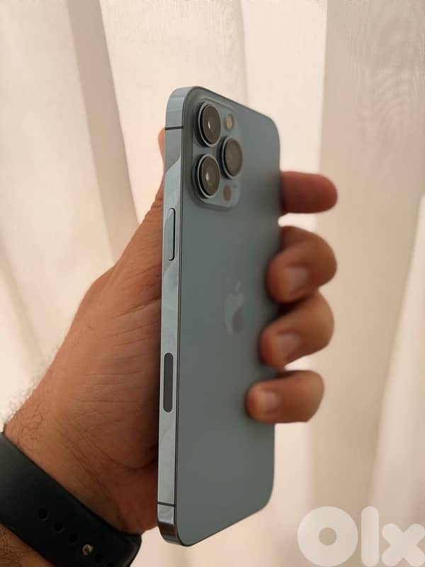 iphone 13 pro max 256gb sierra blue + apple watch series 8 2