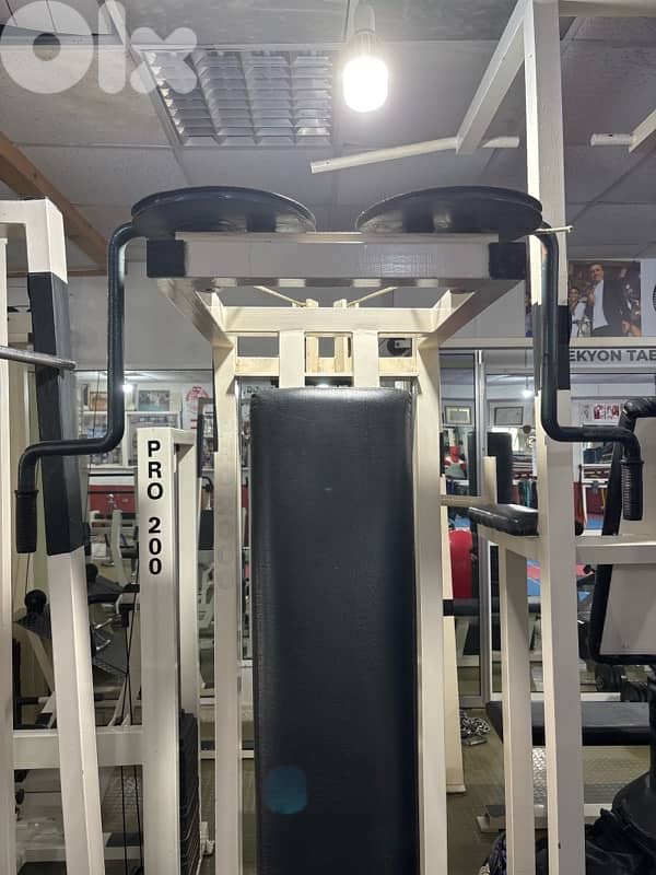 gym equipment 1