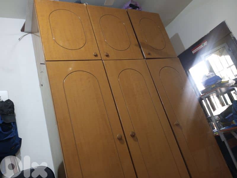 Closet for Bedroom خزانة لغرفة النوم 2