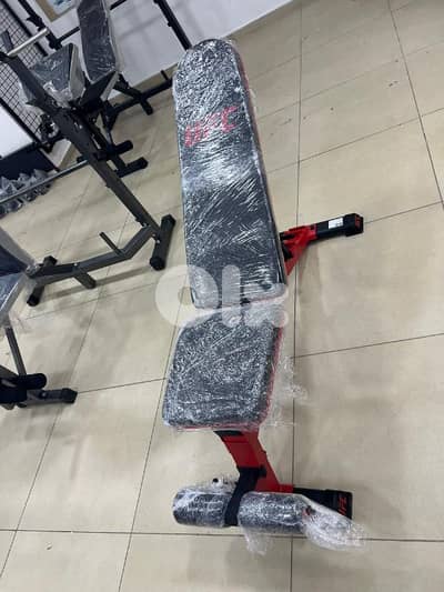 UFC Adjustable Deluxe Bench