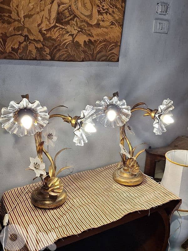 pair of italian flowershaped murano lamps 2