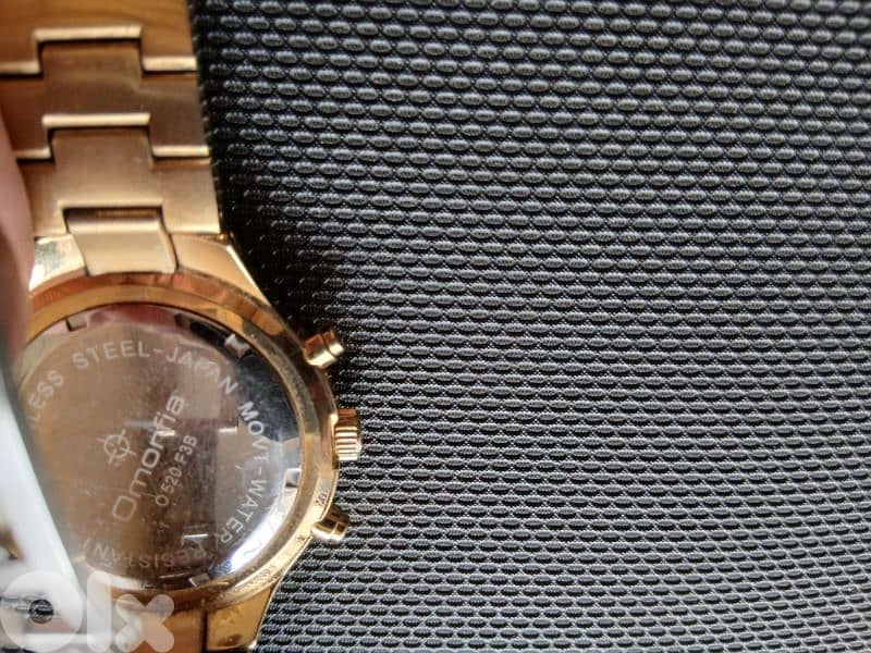 omorfia watch for sale original like new wats up 03235337 2