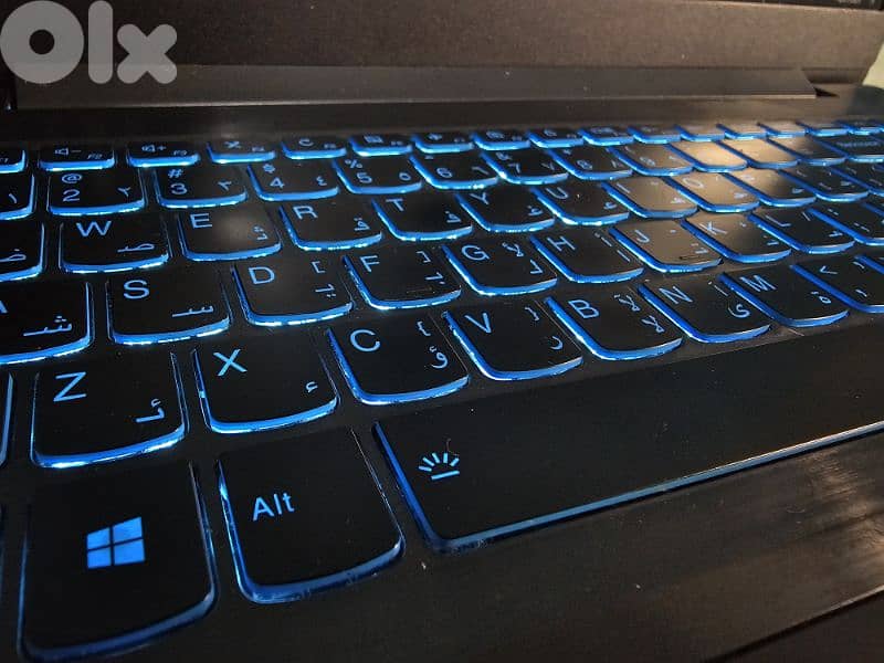 Gaming Laptop like new 1TB storage lenovo 5