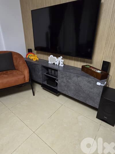 Sony Smart TV 55" LED with Sony dolby surround system