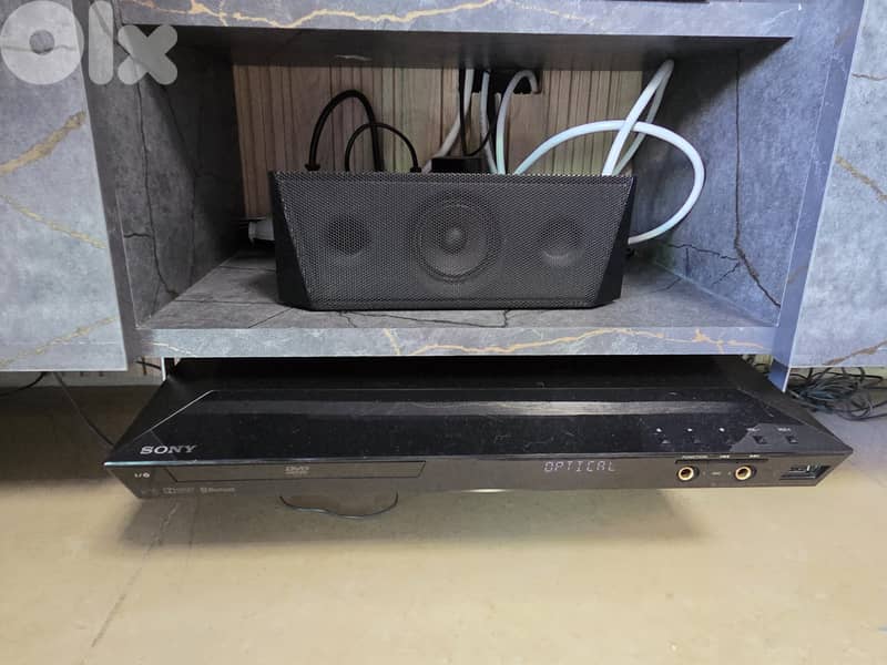 Sony Smart TV 55" LED with Sony dolby surround system 1