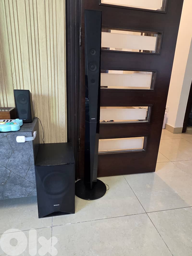 Sony Smart TV 55" LED with Sony dolby surround system 2