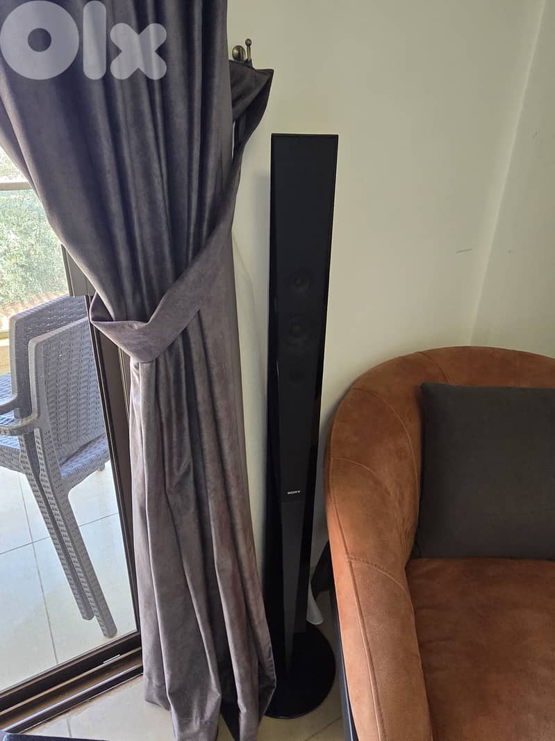 Sony Smart TV 55" LED with Sony dolby surround system 3