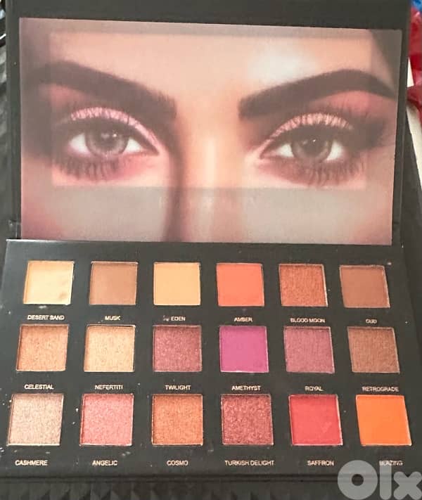 HUDA BEAUTY 1