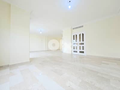 RA25-4506 Renovated Apartment for Rent in Spears شقة للإيجار في سبيرز