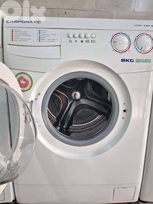 عرض على 3 قطع اساسيه. بحاله الجديد. بسعر 600 $ فقط 4