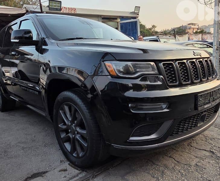 Jeep Grand Cherokee 2019 Overland luxury package 0