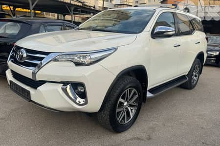 Toyota Fortuner 2019 V6 VX-R 4x4