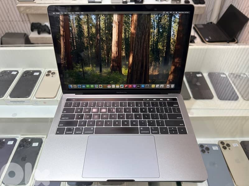 MacBook Pro (13-inch, 2019) 0