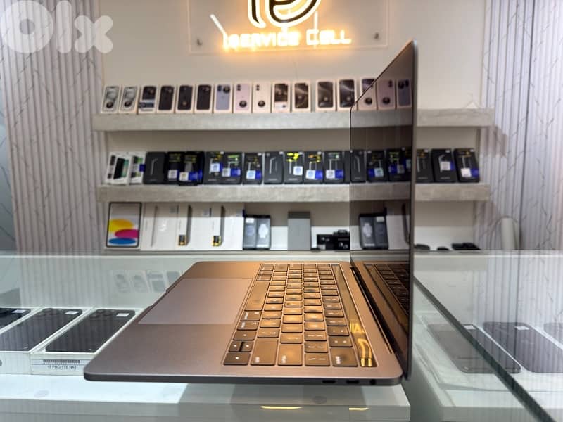 MacBook Pro (13-inch, 2019) 3