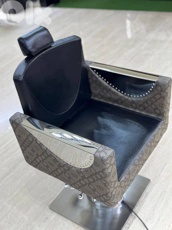 Hair salon chairs 2