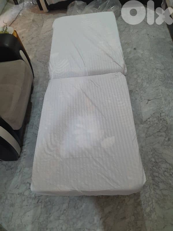 modern folded bed white 1