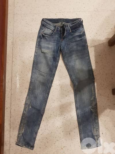 jeans new slim size small