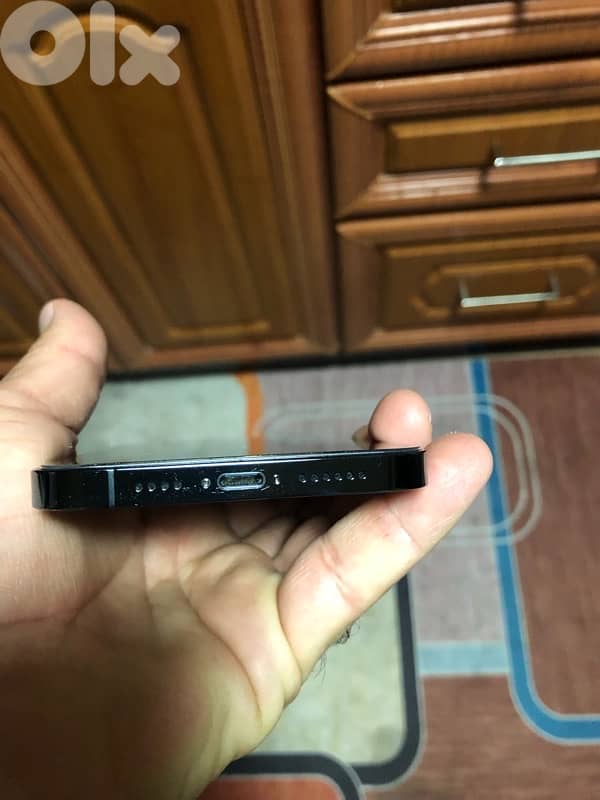 ايفون ١٢ برو ماكس اورجيننال 3