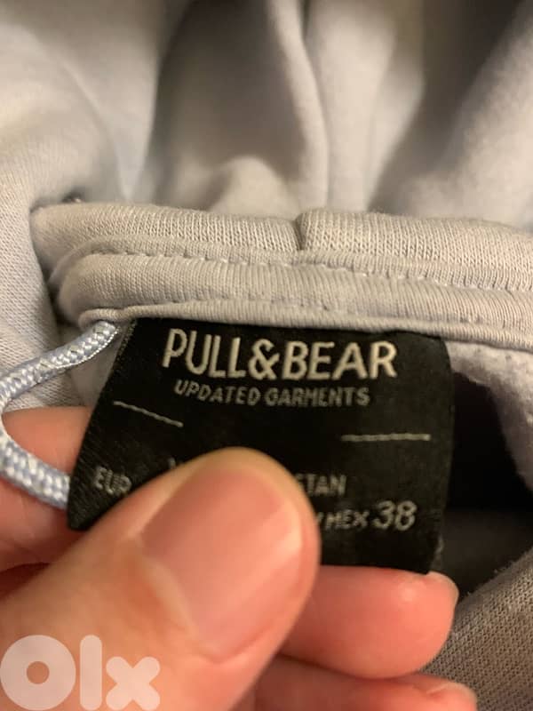 PULL and BEAR hoodie 0