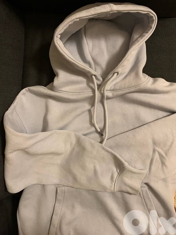 PULL and BEAR hoodie 2