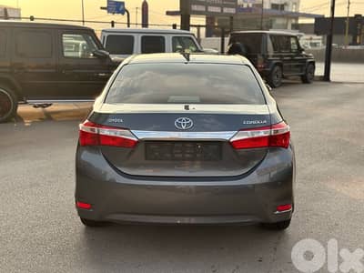 Toyota Corolla 2015