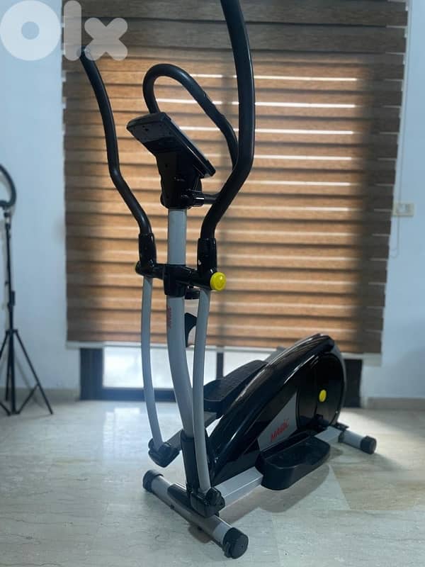 Heavy duty electric Elliptical 12