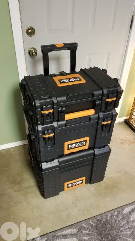 RIDGID Stackable Heavy Duty Tool Boxes 1