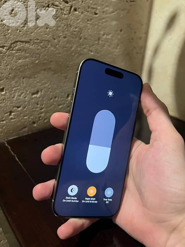 Iphone 16 pro 512 GB Almost New 3