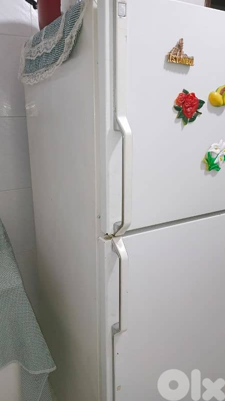 براد عرض 90سم. ارتفاع 170سم  امريكي الصنع 1