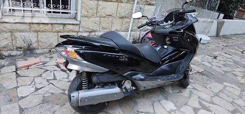 Honda Forza 2011 0