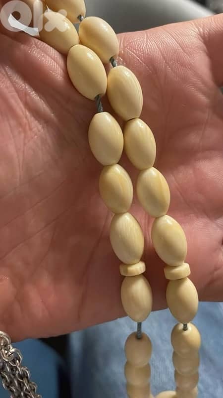 مسبحة ع ا ج قصة مصرية 0