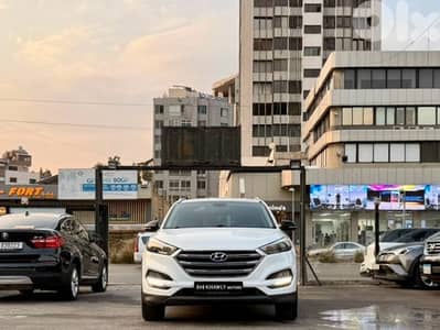 Hyundai Tucson AWD 2.0L 1 owner!!