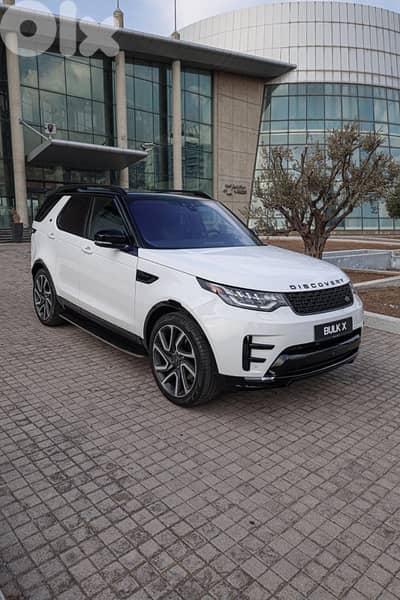 Discovery 2017 MY - 54,000 Miles Only - CLEAN CARFAX !! - Luxury Pack