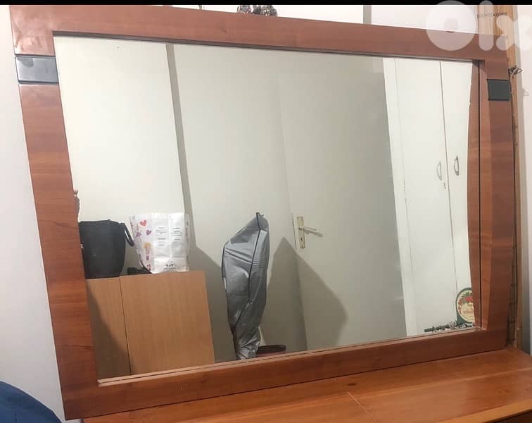 Wood mirror 0