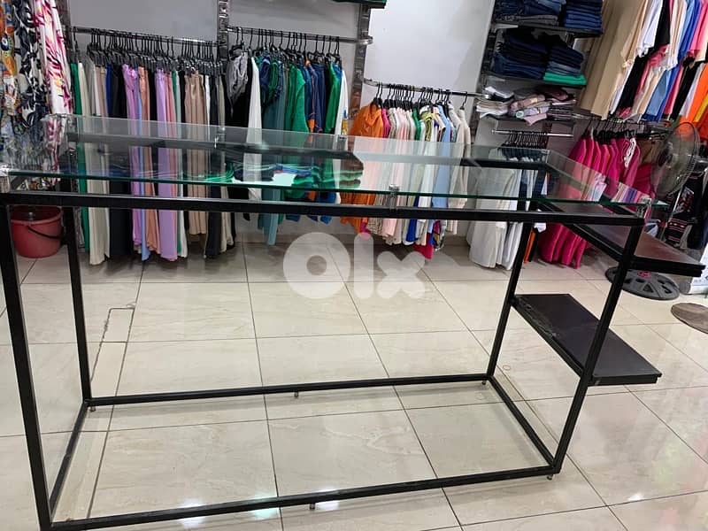 display table stand 1