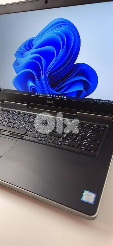 laptop dell workstation / cor i7-7820HQ /vga 8gb dedicated 4