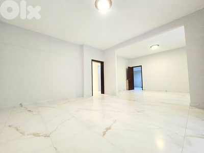 RA25-4510 Apartment for Rent – Hamra | شقة للإيجار في الحمرا