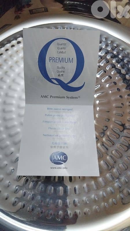 hot pan amc 28cm new for sale plus softiera 24cm also new 1