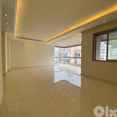 Apartment | Zalka | Sale | Meten | prime location | زلقا| FI