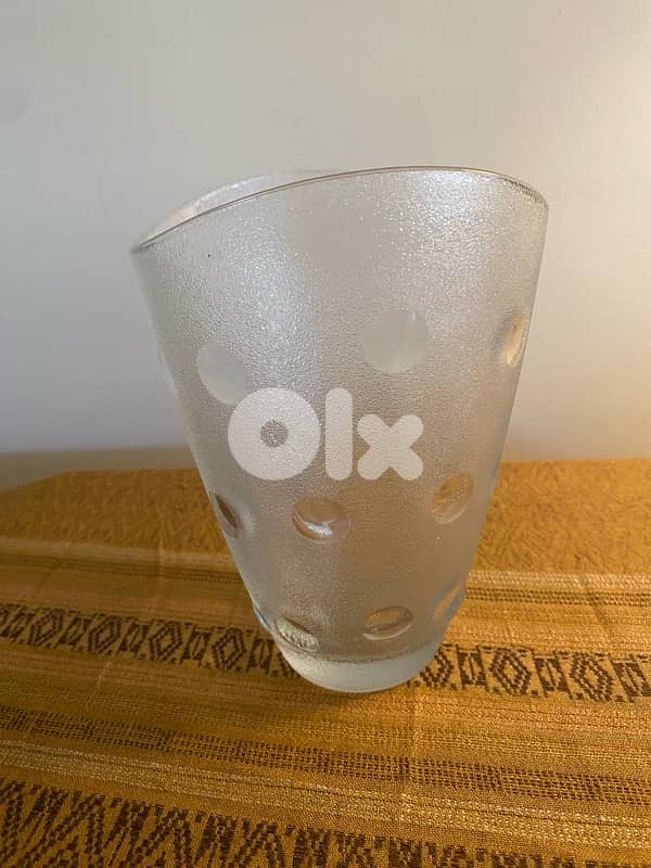 glass vase 2