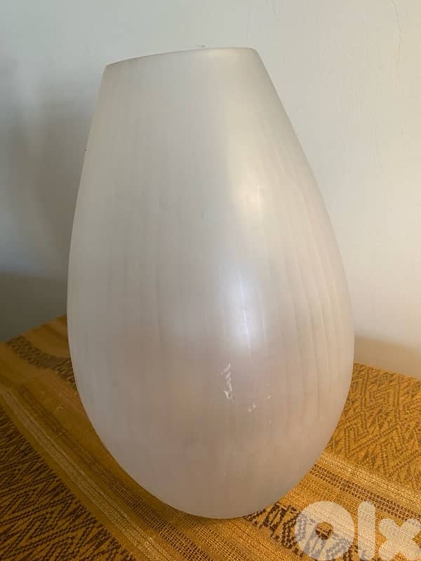 glass vase 1